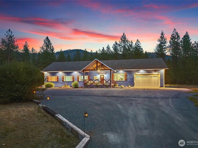 1196 Sunrise Way