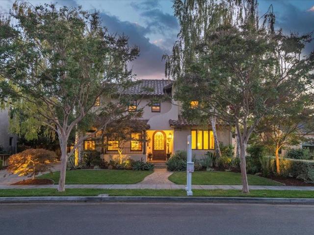 1197 Crescent Drive