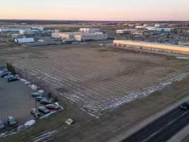 11902 & 11810 99 Avenue, Grande Prairie, AB, T8W 0C7 commerc.