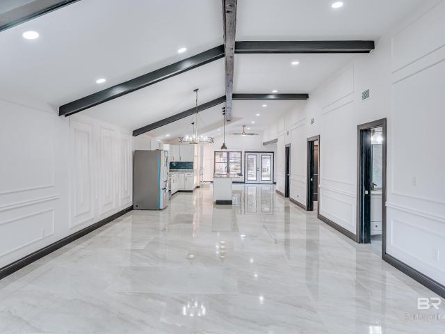 1190 Military Road