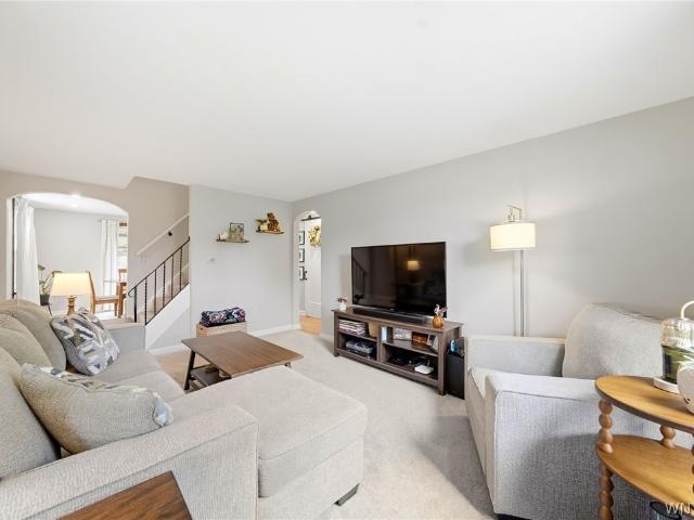 1190 Losson Road