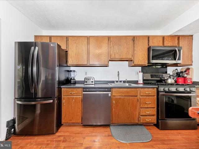 11913 Birchview Dr, Clinton, MD 20735 | MLS #MDPG2195