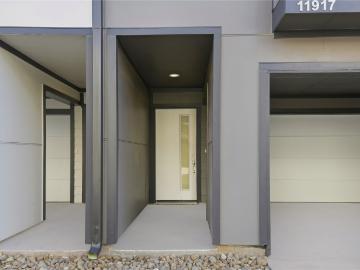 11917 N Hoa Sen Circle