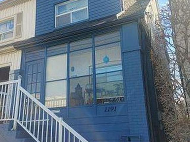 1191 Woodbine Avenue, Toronto, ON, M4C 4E1 house for sale | Listing ID E13814 | Royal LePage