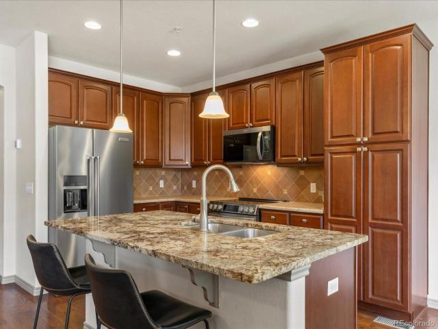 11923 W Long Circle # 103