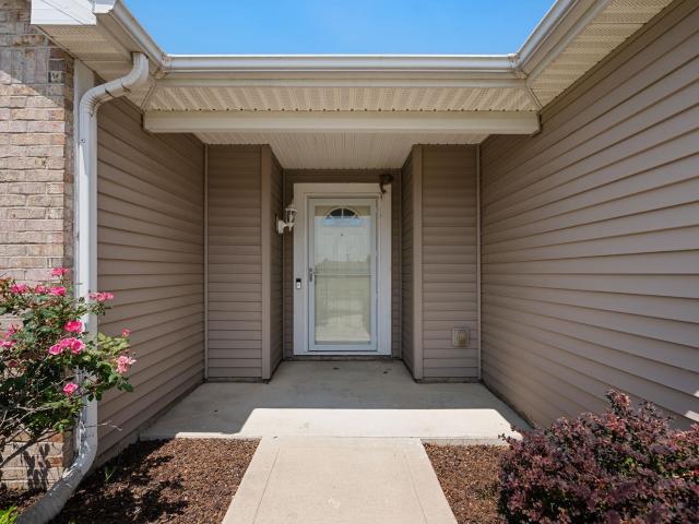 11925 Dark Hollow Court