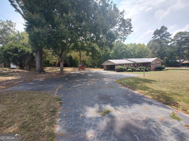 1192 Country Club Road