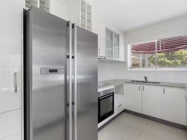 1/192 Ferny Avenue, Surfers Paradise, QLD 4217