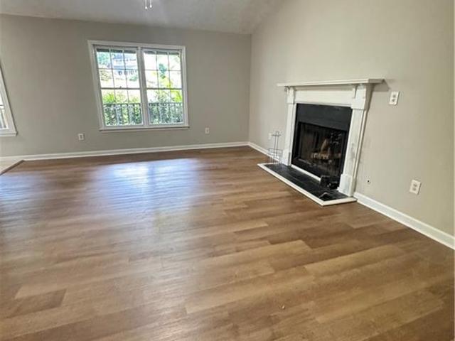 1192 Grayland Lane