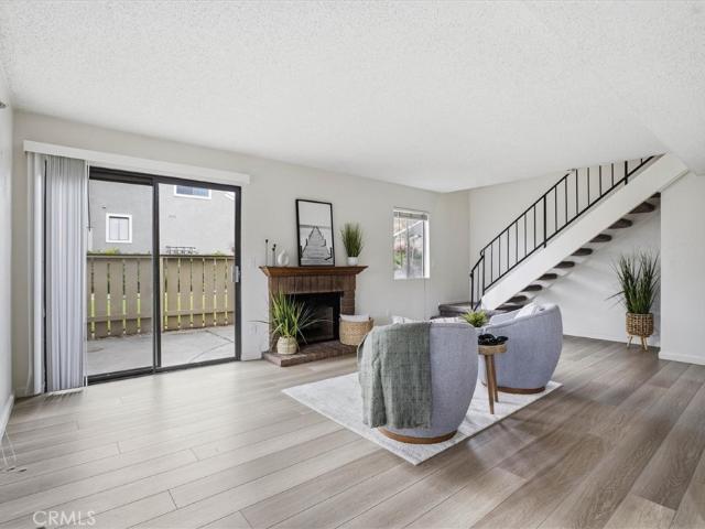 1192 Sumner D