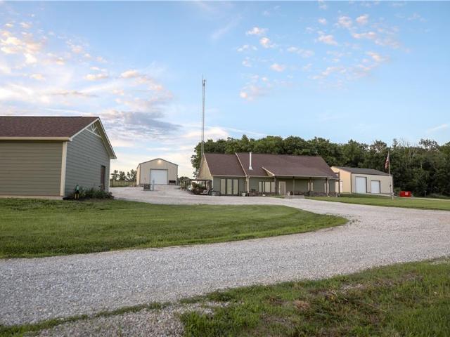 1193 SE 23 Highway