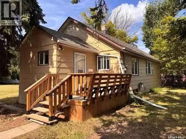 119 1St Street, Dalmeny, SK, S0K 1E0 house for sale Listing.