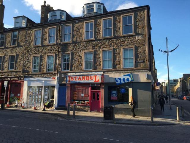 119 2/2 Nethergate, Dundee, 4 bed flat to rent £900 pcm £208 pw