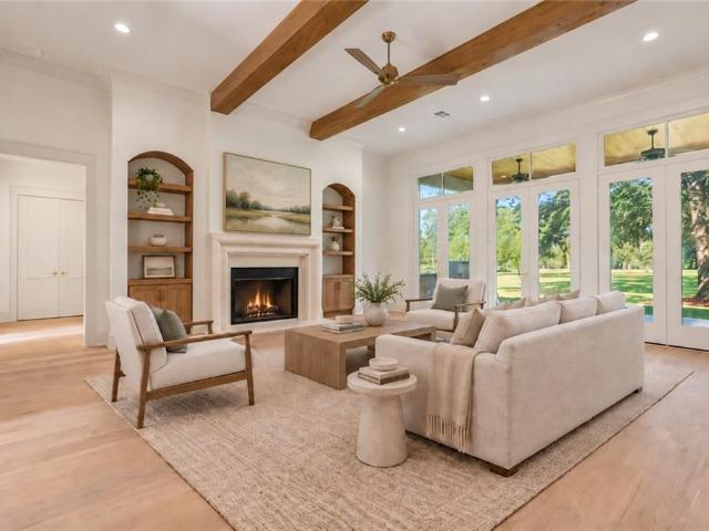 119 Chinawood Drive