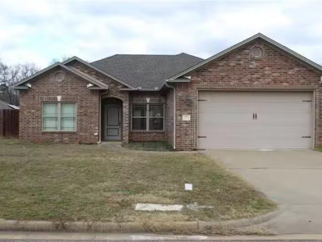119 ASHFORD DR, RUSSELLVILLE, AR 72802