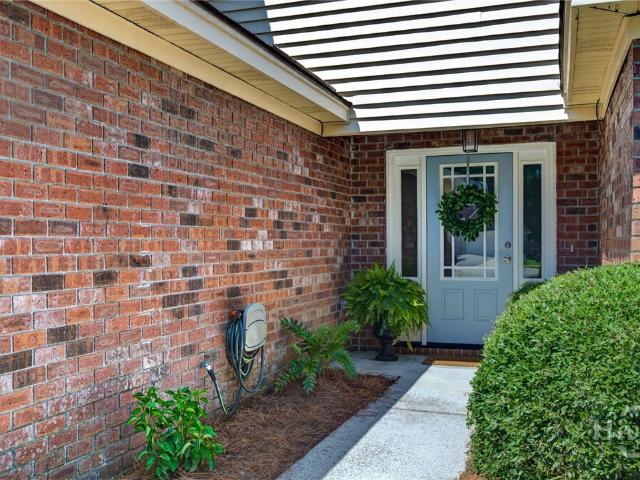 119 Blueleaf Court
