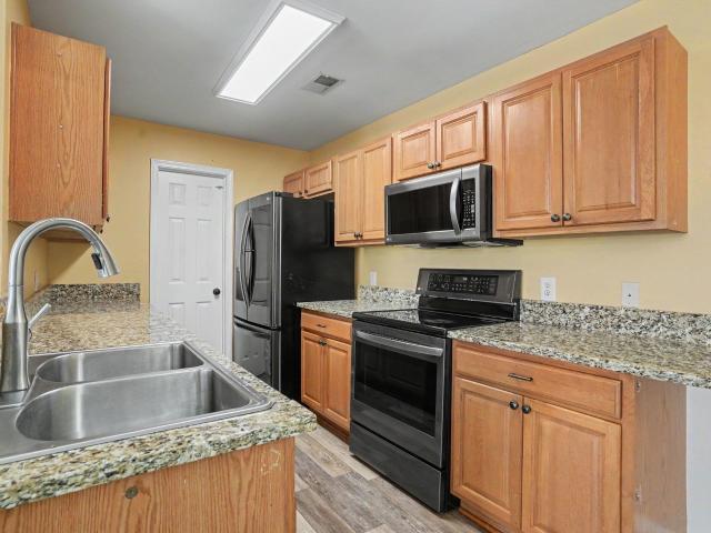 119 Brentwood Dr. G