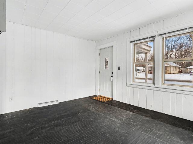 119 Greenfield Boulevard