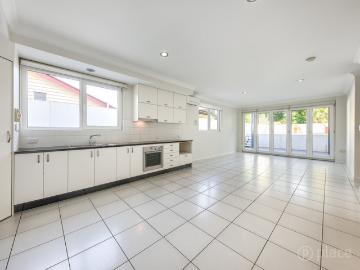 1/19 Downes Street, Tarragindi QLD 4121 Apartment For Rent | Domain