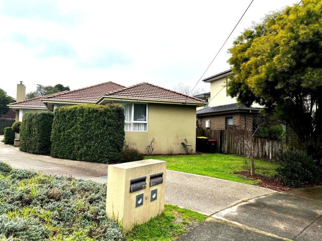 1/19 Diosma Dr, Glen Waverley
