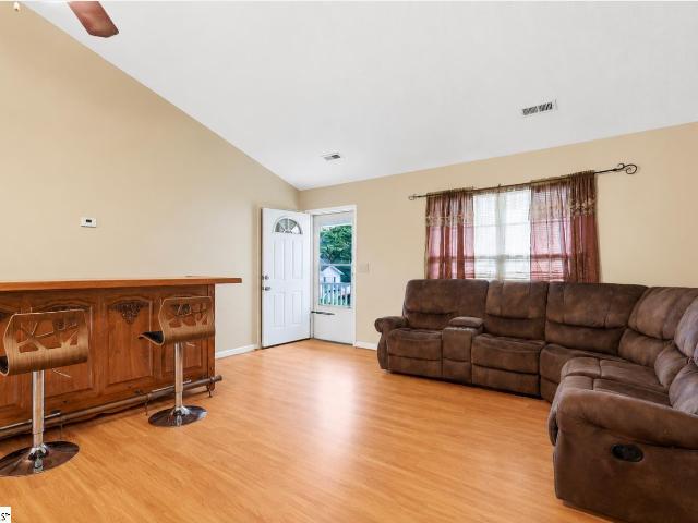 119 E Ridgemount Court