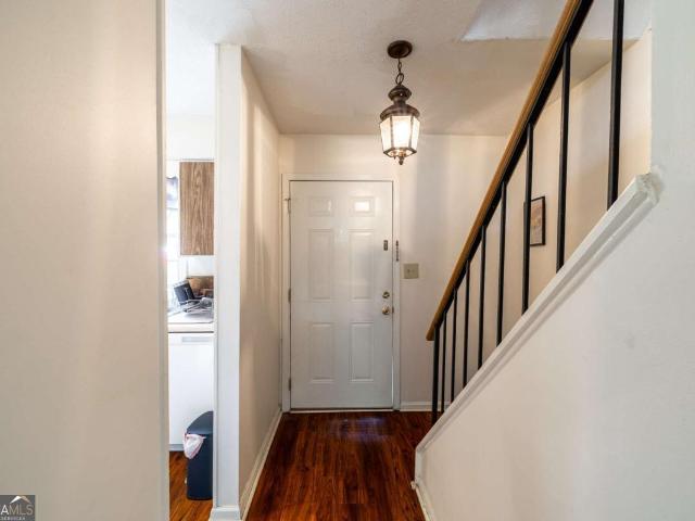 119 Eaglewood Way