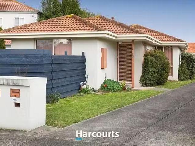 1/19 Harmon Close, Berwick, VIC 3806