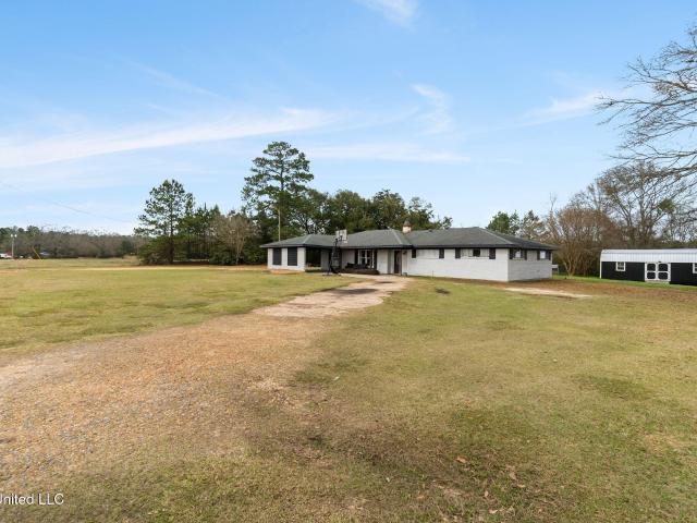 119 Hillsdale Gumpond Road