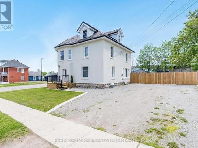 119 Jephson Street, Tay, ON, L0K 2A0 house for sale | Listing ID S13483 | Royal LePage