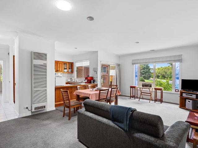 1/19 Landale Drive