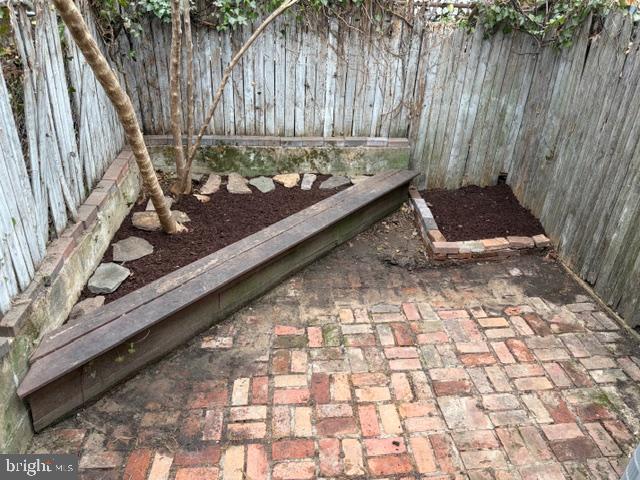 119 S Poppleton St, Baltimore, MD 21201 | MLS #MDBA2207
