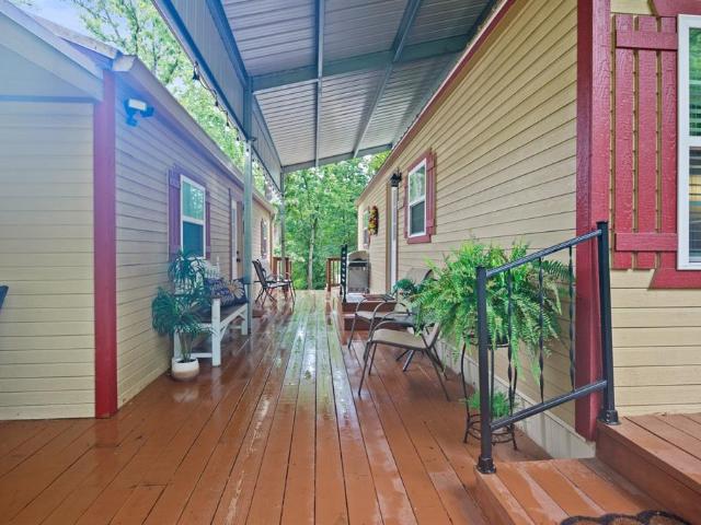 119 Private Road 52614