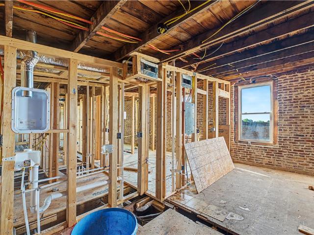 119 W Bean Street 1 & 2
