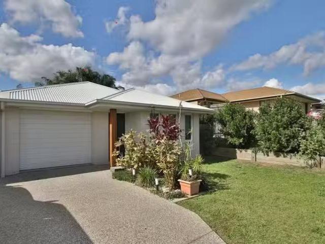 1/19 Wolfik Drive, Goodna, QLD 4300