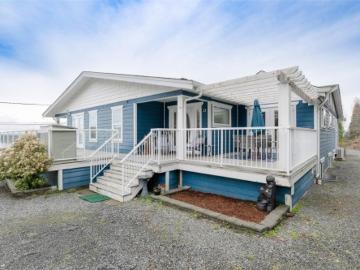 Cowichan Valley - Deck, Parking