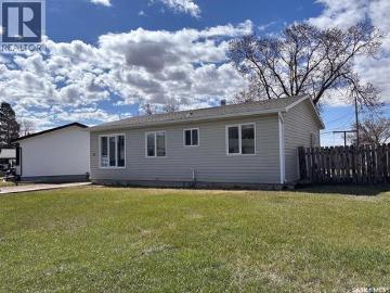 11 6Th Street Crescent W, Kindersley, SK, S0L 1S0 house for sale | Listing ID SK028935 | Royal LePage