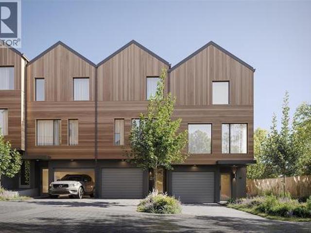 11 1520 Louise Pl, Saanich, BC, V8P 2T8 house for sale | Listing ID 1041 | Royal LePage