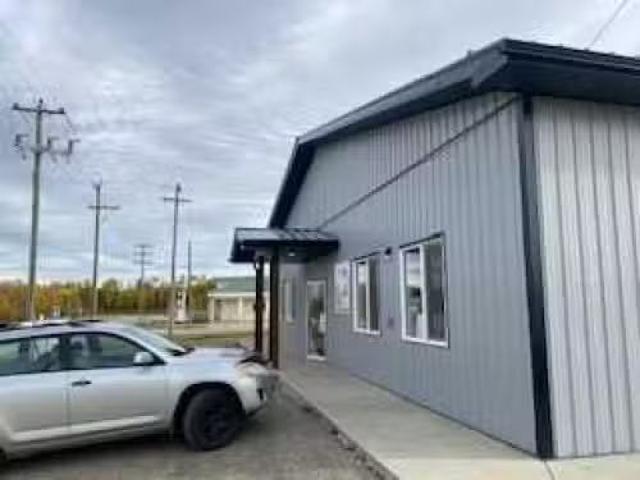 11 1St Avenue, Fox Creek, AB, T0H 1P0 commercial for sale L.