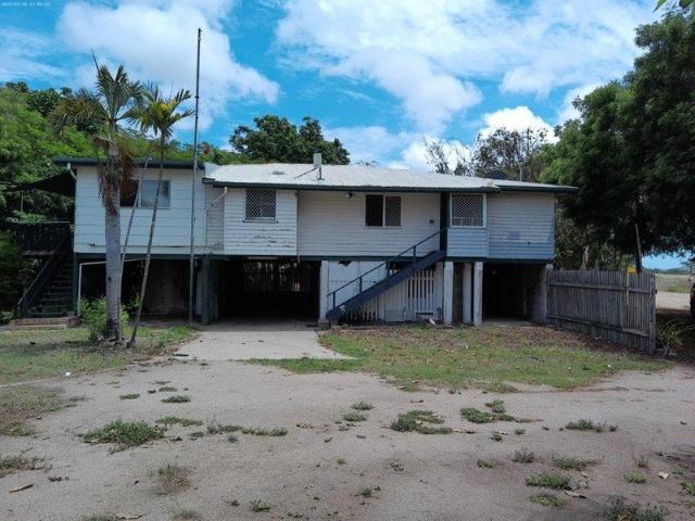 11.268 ACRES OF ABSOLUTE RIVER FRONTAGE HOME