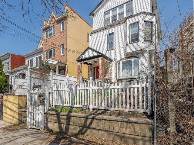 11 29 30th Road
