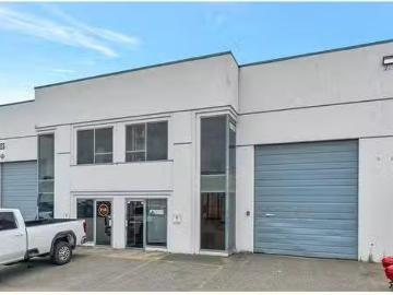 House for sale in Clayburn - Office room