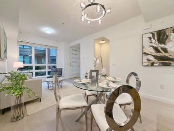 Greater Vancouver - Balcony, Deck, Air conditioning