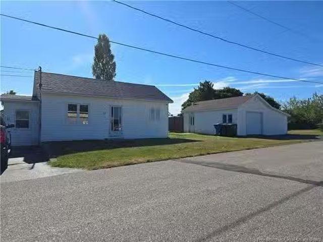 11 Veterans, Belledune, NB, E8G 2X3 house for sale Listing.