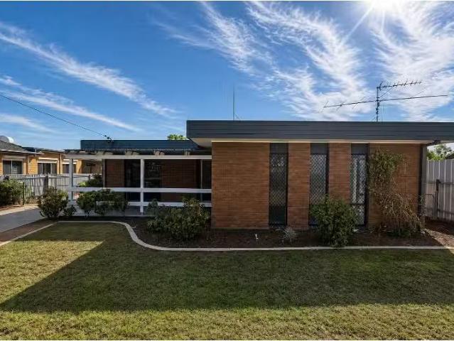 11 Wallowa Street, Leeton House for rent Listed by Tegan Papa.