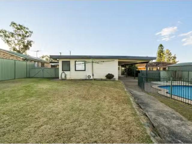 11 Watson Street, Bellbird House for rent Listed by Natasha Q.