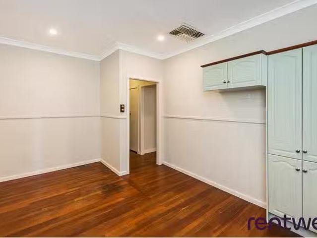 11 Westmorland Street, East Victoria Park, WA 6101