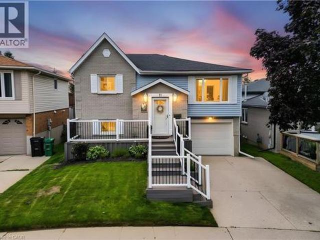 11 Woodborough Place, Cambridge, ON, N1R 7W8 house for sale | Listing ID 40864 | Royal LePage