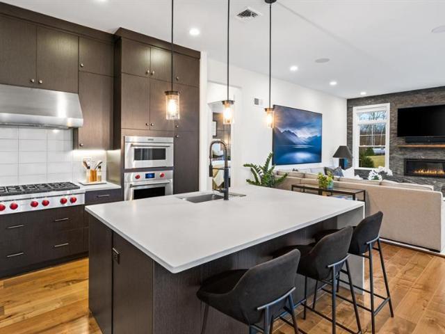 11 Woodmont Circle