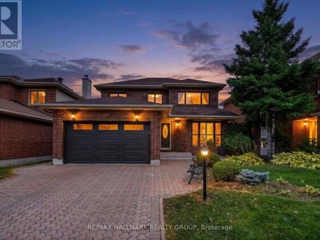 11 Wycliffe Street, Ottawa, ON, K2G 5L7 house for sale | Listing ID X13874 | Royal LePage