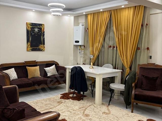1+1 yeni bina Full eşyalı Üçyol metroda